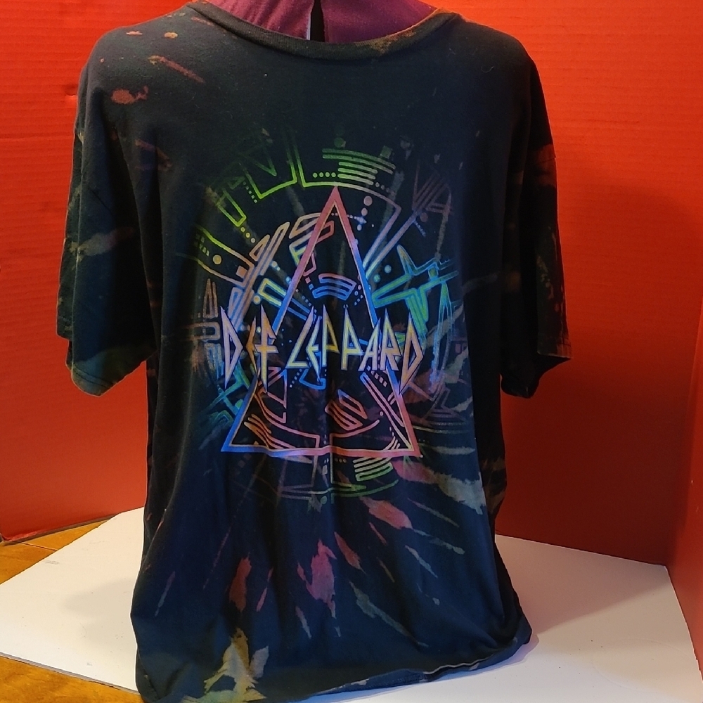 Def Leppard Tie-Dye T-Shirt SIZE XL 2022